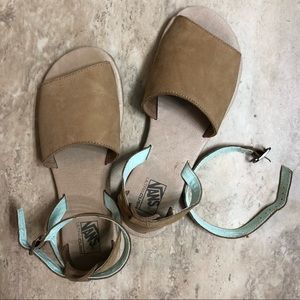 Vans Ankle-Hi Sandals Size 8